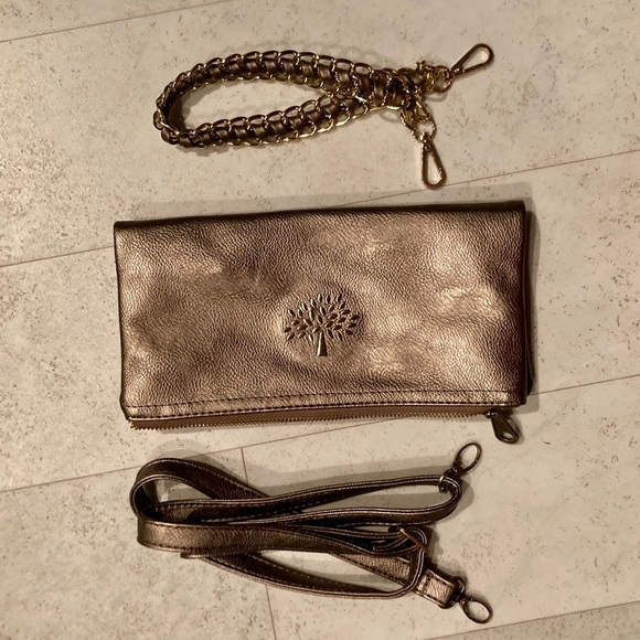 Mulberry Handbags - MULBERRY Crossbody Donating on Monday Make Offer 📦